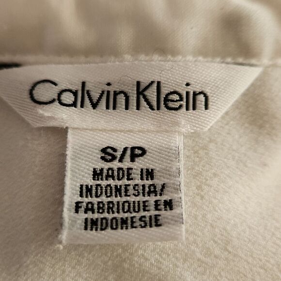 Calvin Klein women's small/petite white button front blouse adjustable sleeves - Picture 6 of 7